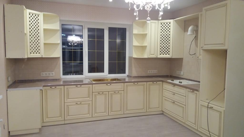 Белый кухонный гарнитур-Кухня МДФ в ПВХ «Модель 69»-фото1