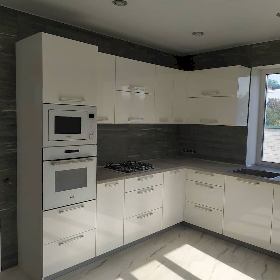 Белый кухонный гарнитур-Кухня МДФ в ПВХ «Модель 669»-фото3